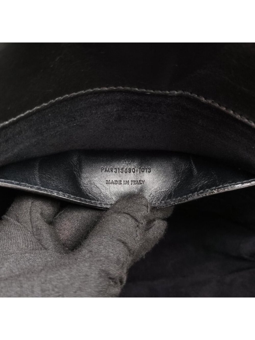 Saint Laurent Betty Black Leather Shoulder - Picture 11 of 15